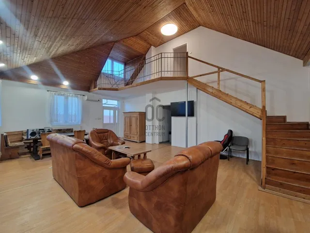 Eladó ház Érd, Parkváros 352 nm