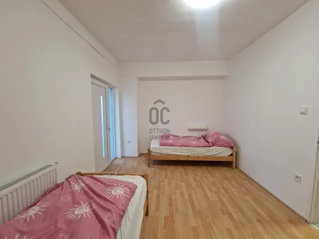 Eladó ház Érd, Parkváros 352 nm