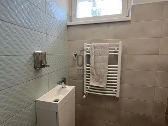 Eladó ház Budapest XVII. kerület, Akadémia-Újtelep 300 nm