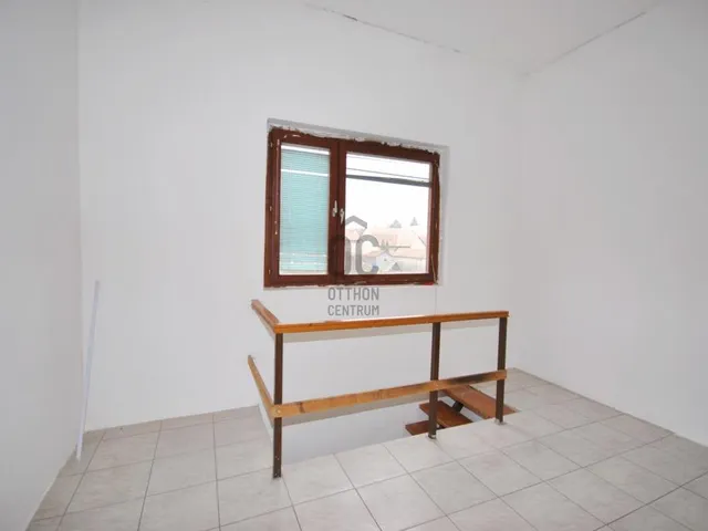Eladó ház Budapest XVII. kerület, Rákoscsaba 420 nm