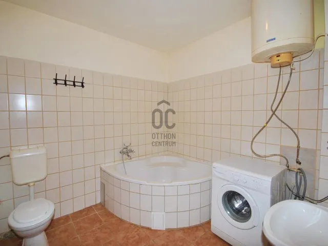 Eladó ház Budapest XVII. kerület, Rákoscsaba 420 nm