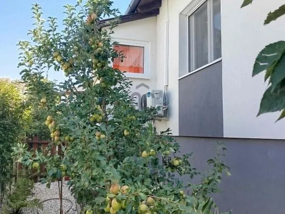 Eladó ház Pécel 121 nm