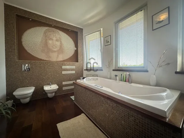 Eladó lakás Budapest XVI. kerület, Rákosszentmihály 136 nm