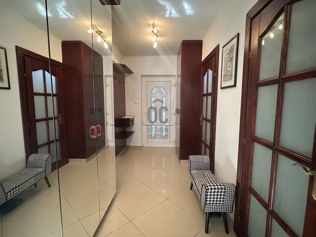 Eladó lakás Budapest XVI. kerület, Rákosszentmihály 136 nm