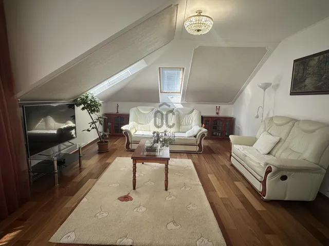 Eladó lakás Budapest XVI. kerület, Rákosszentmihály 136 nm