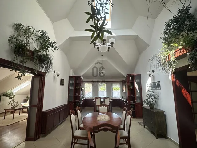 Eladó lakás Budapest XVI. kerület, Rákosszentmihály 136 nm