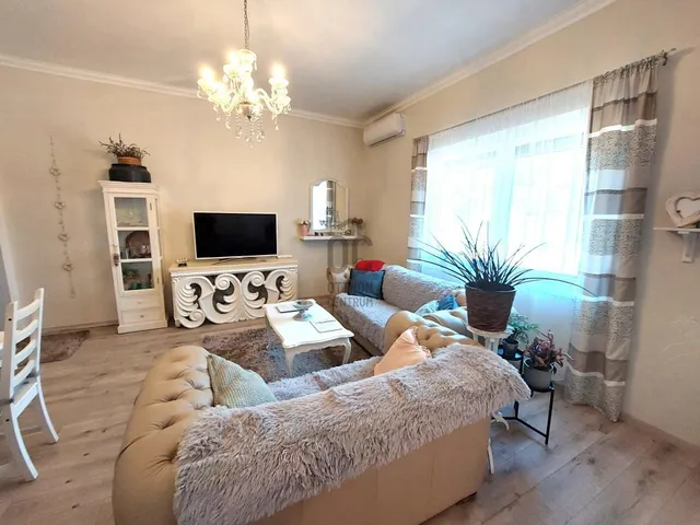 Eladó lakás Budapest XVI. kerület, Árpádföld 86 nm