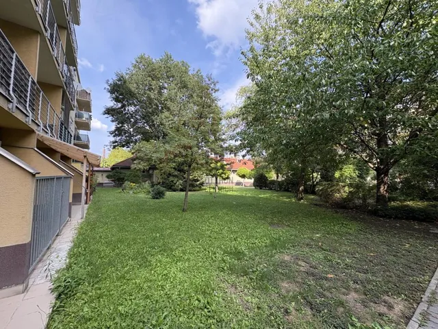 Eladó lakás Budapest X. kerület, Népliget 120 nm