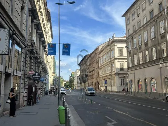 Eladó lakás Budapest VIII. kerület, Palotanegyed 62 nm