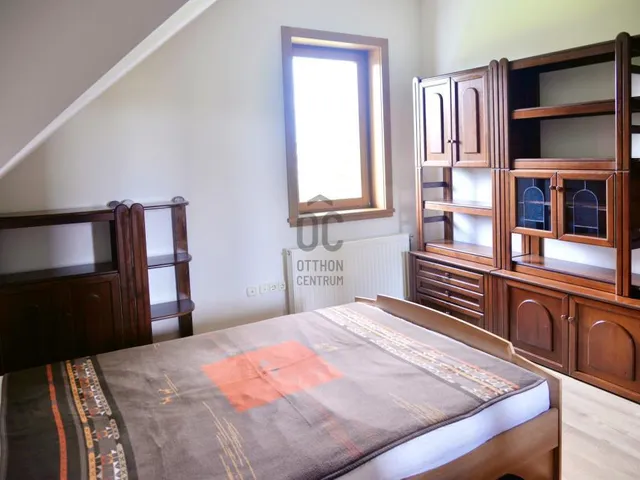 Eladó ház Veresegyház, Csonkás 220 nm