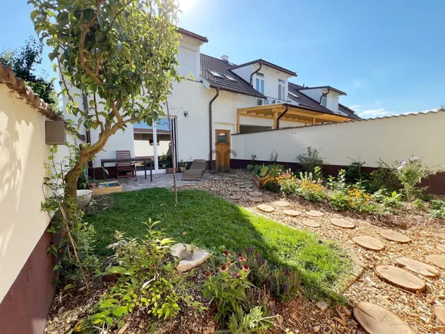 Eladó ház Vác 100 nm