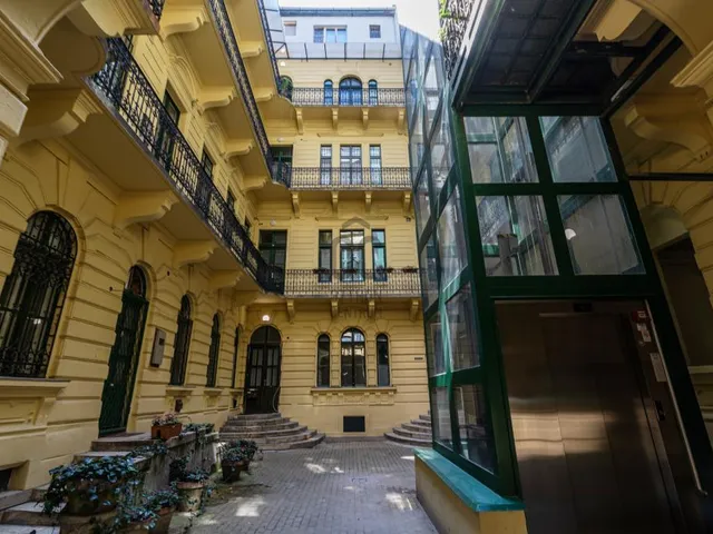 Eladó lakás Budapest VIII. kerület, Palotanegyed 85 nm