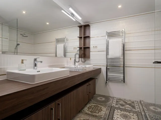 Eladó lakás Budapest IX. kerület, Rehabilitációs terület IX. ker. 126 nm