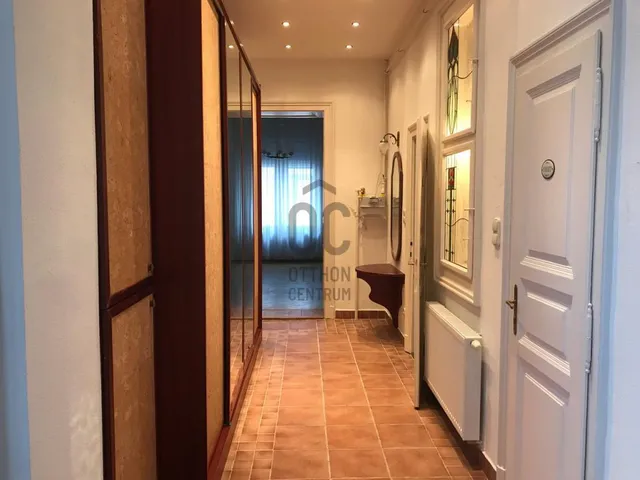 Eladó lakás Budapest VIII. kerület, II. János Pál pápa tér 90 nm
