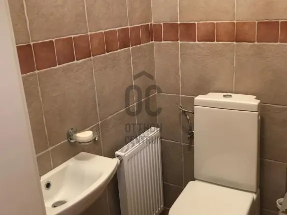 Eladó lakás Budapest VIII. kerület, II. János Pál pápa tér 90 nm