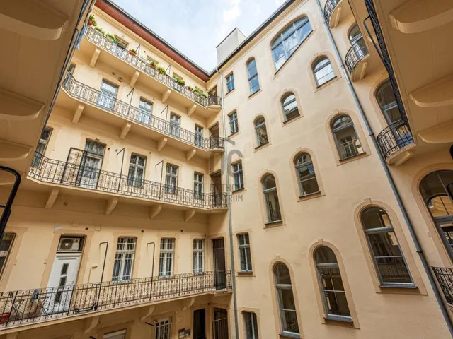 Eladó lakás Budapest VI. kerület 67 nm