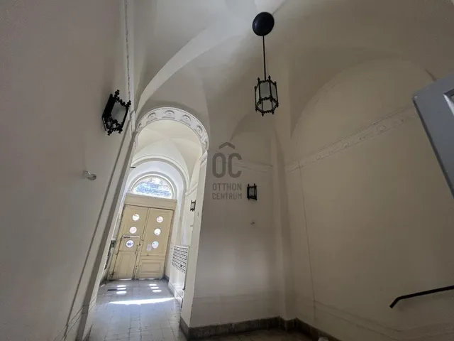 Eladó lakás Budapest VI. kerület 67 nm