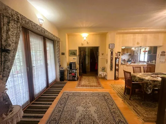 Eladó ház Budapest XVII. kerület, Rákoshegy 154 nm