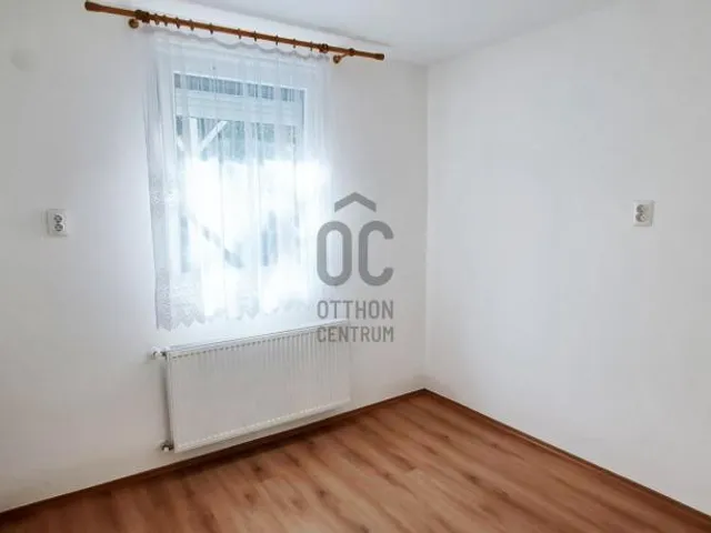 Eladó ház Budapest XVI. kerület, Sashalom 193 nm