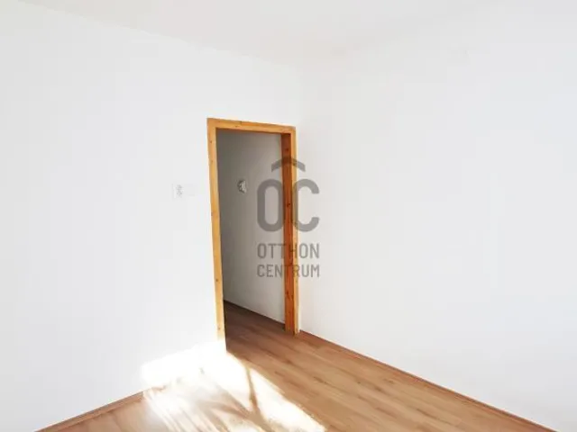 Eladó ház Budapest XVI. kerület, Sashalom 193 nm