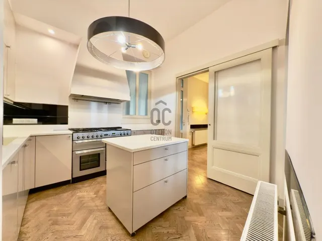 Eladó lakás Budapest V. kerület, Belváros 160 nm