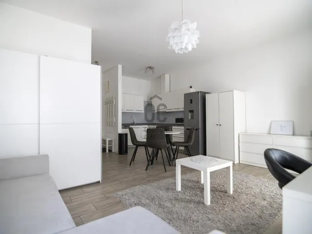 Eladó lakás Budapest X. kerület, Ligettelek 33 nm