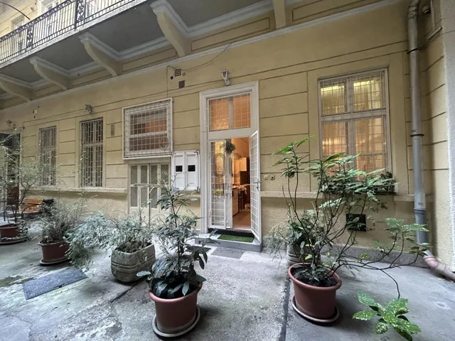 Eladó lakás Budapest VI. kerület 36 nm