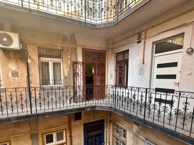 Eladó lakás Budapest VIII. kerület, Palotanegyed 104 nm