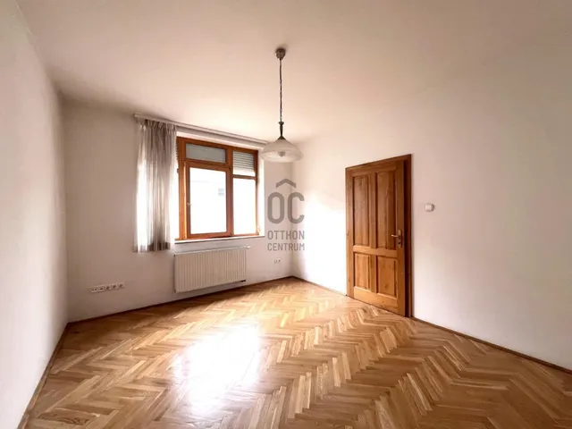 Eladó ház Budapest XVIII. kerület, Liptáktelep 235 nm