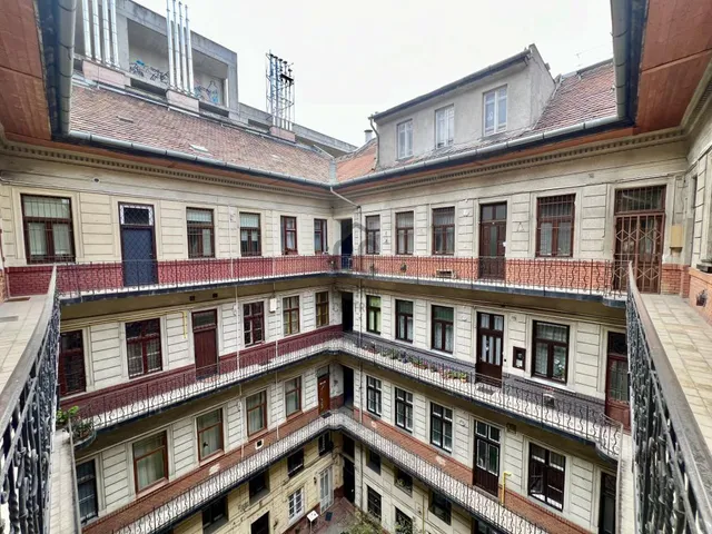 Eladó lakás Budapest VII. kerület 117 nm