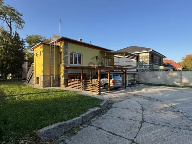 Eladó ház Budapest X. kerület, Óhegy 160 nm