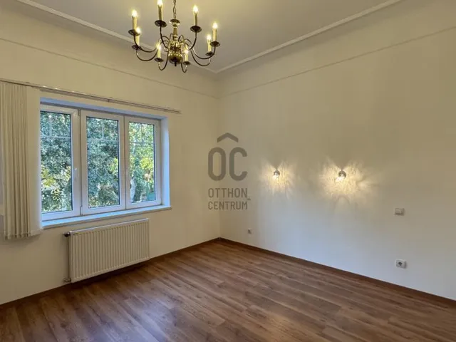 Eladó ház Budapest X. kerület, Óhegy 160 nm