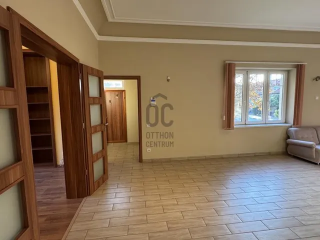 Eladó ház Budapest X. kerület, Óhegy 160 nm