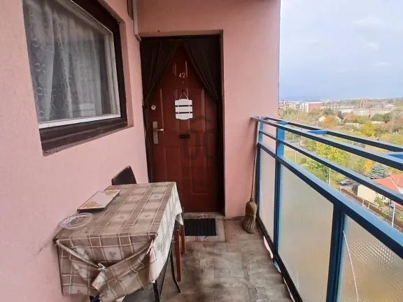 Eladó lakás Budapest X. kerület, Újhegy 49 nm