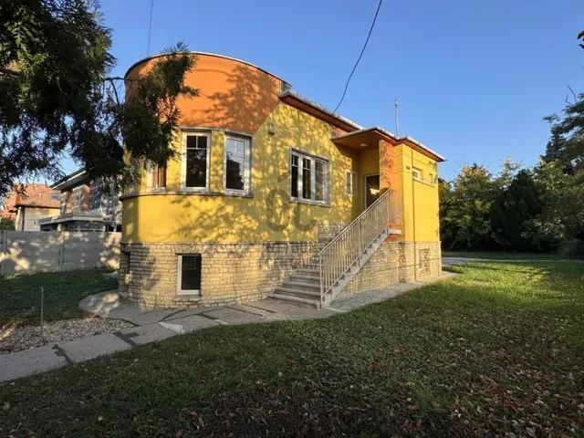 Eladó ház Budapest X. kerület, Óhegy 160 nm