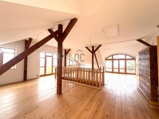 Eladó ház Budapest XVIII. kerület, Liptáktelep 235 nm