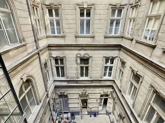 Eladó lakás Budapest V. kerület, Belváros 74 nm