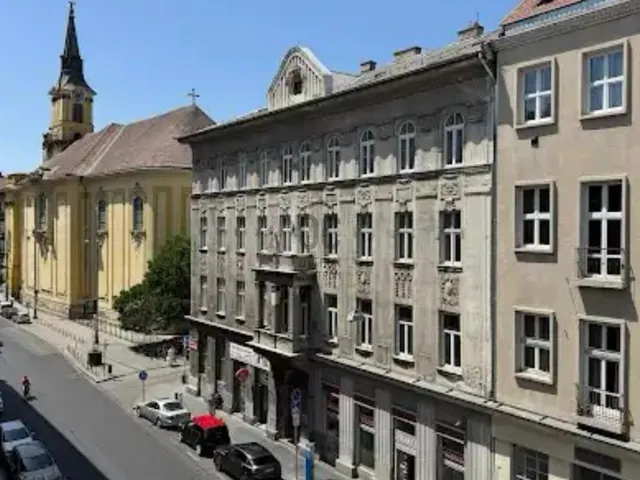 Eladó lakás Budapest VII. kerület 82 nm