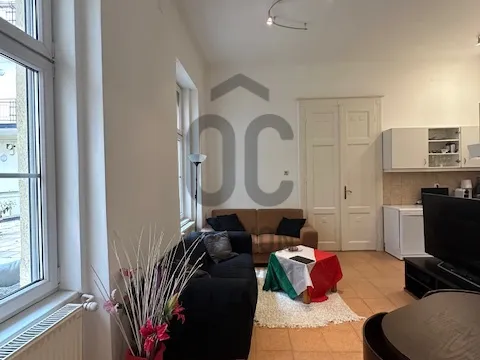 Eladó lakás Budapest VI. kerület 72 nm