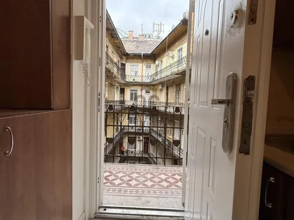 Eladó lakás Budapest XIV. kerület, Istvánmező 28 nm