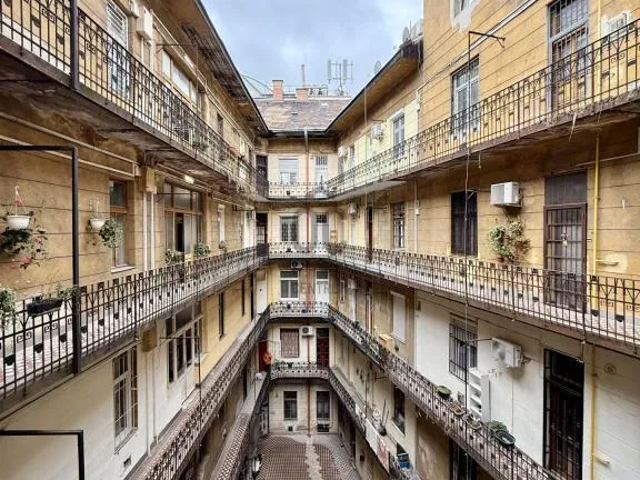 Eladó lakás Budapest XIV. kerület, Istvánmező 28 nm