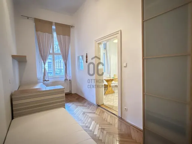 Eladó lakás Budapest VI. kerület 125 nm