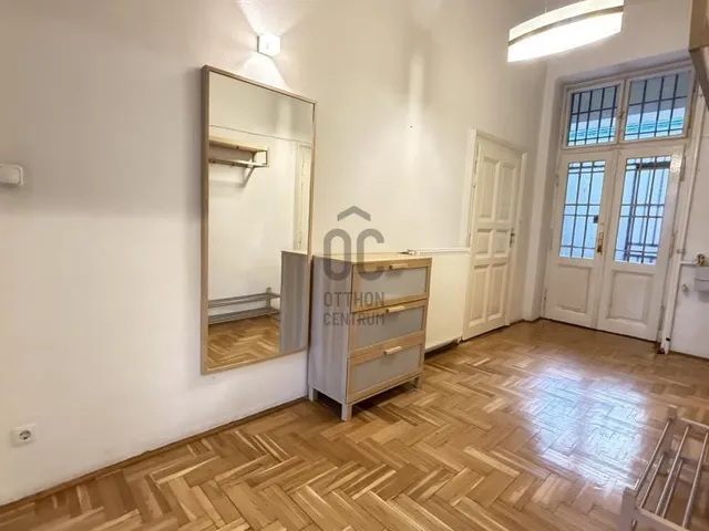 Eladó lakás Budapest VI. kerület 125 nm