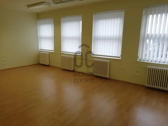 Eladó kereskedelmi és ipari ingatlan Budapest X. kerület, Óhegy 1716 nm