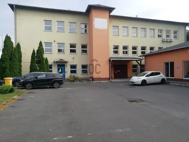 Eladó kereskedelmi és ipari ingatlan Budapest X. kerület, Óhegy 1716 nm