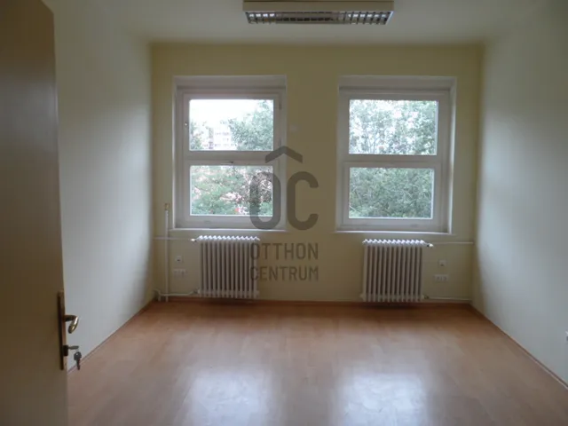 Eladó kereskedelmi és ipari ingatlan Budapest X. kerület, Óhegy 1716 nm