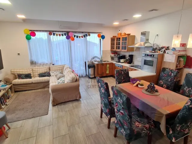 Eladó ház Mogyoród 168 nm