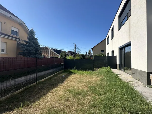 Eladó lakás Budapest XVII. kerület, Madárdomb 52 nm