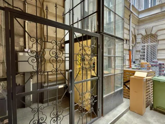 Eladó lakás Budapest V. kerület, Belváros 74 nm