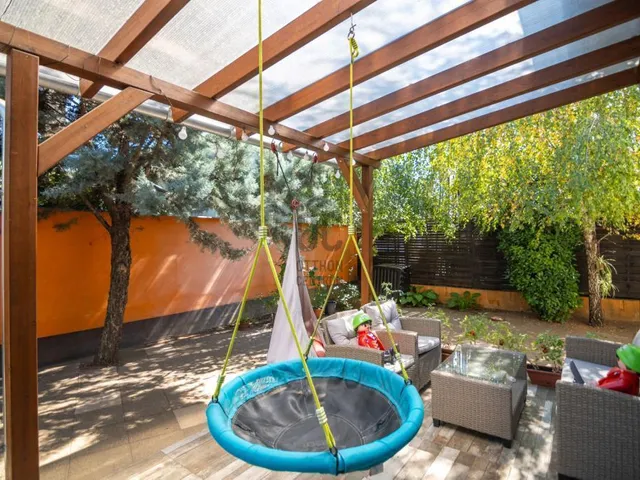 Eladó ház Budapest XVIII. kerület, Újpéteritelep 113 nm